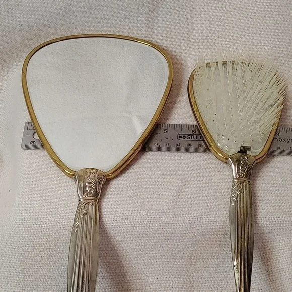 𝅺vintage Hair Brush and Mirror Set - Picture 16 of 16